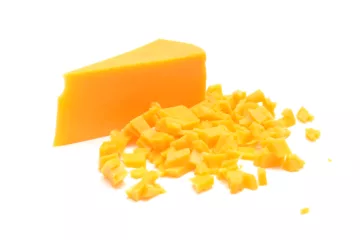 can dogs eat cheddar cheese
